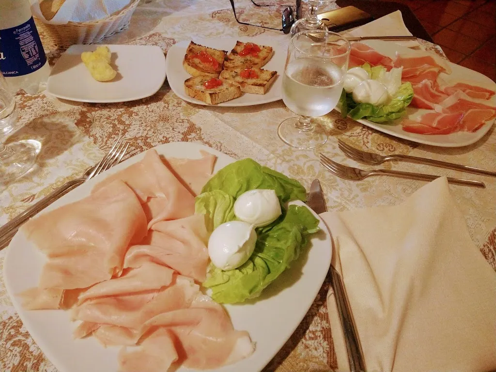 La Locanda Di Bacco_Bivio Santa Cecilia_slider_image_3