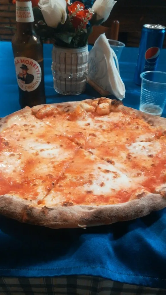 salvatore perrotta_La Piccola Locandina_Bracigliano_review