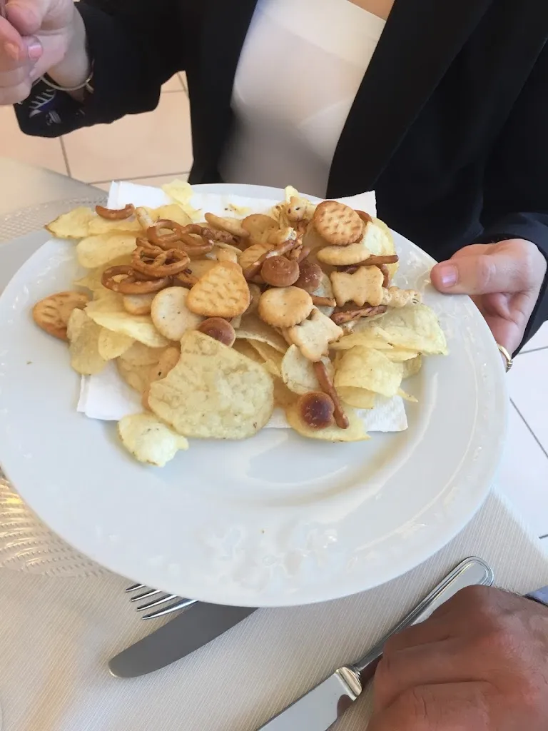 Vincenzo Nitto_Antica Lucciola Restaurant Events & Banqueting_Bracigliano_review