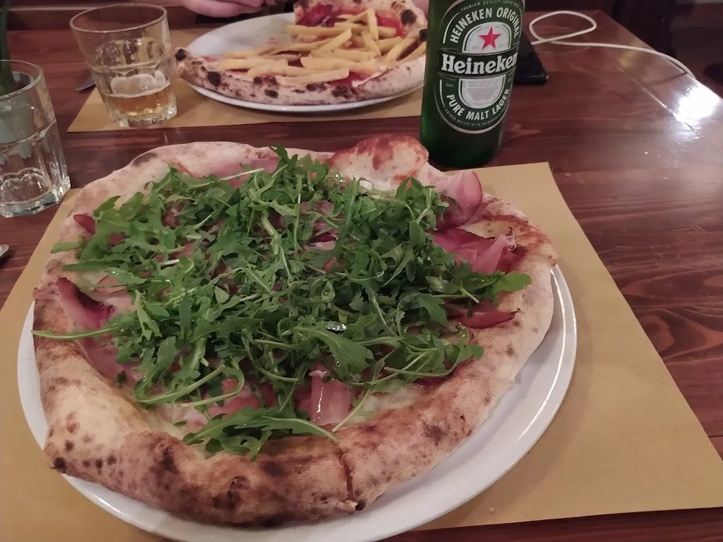 Antonella Valitutto_da Arcangelo Pizzeria Ristorante_Buccino_review