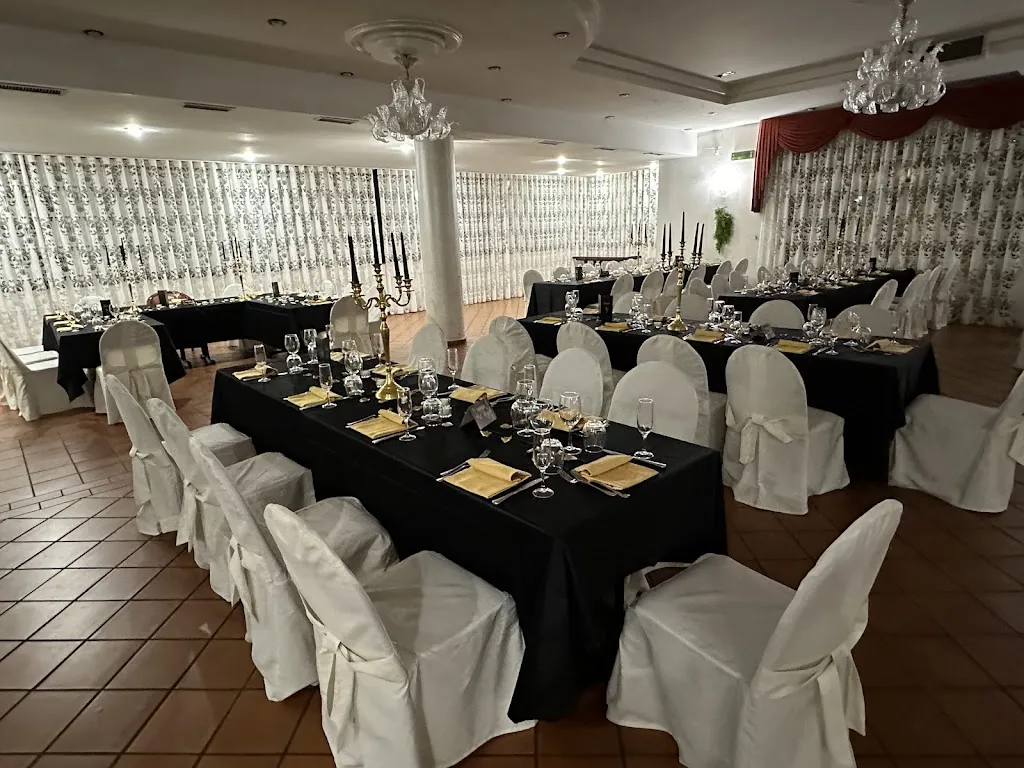 Ristorante La Tana Del Lupo restaurant in Caggiano