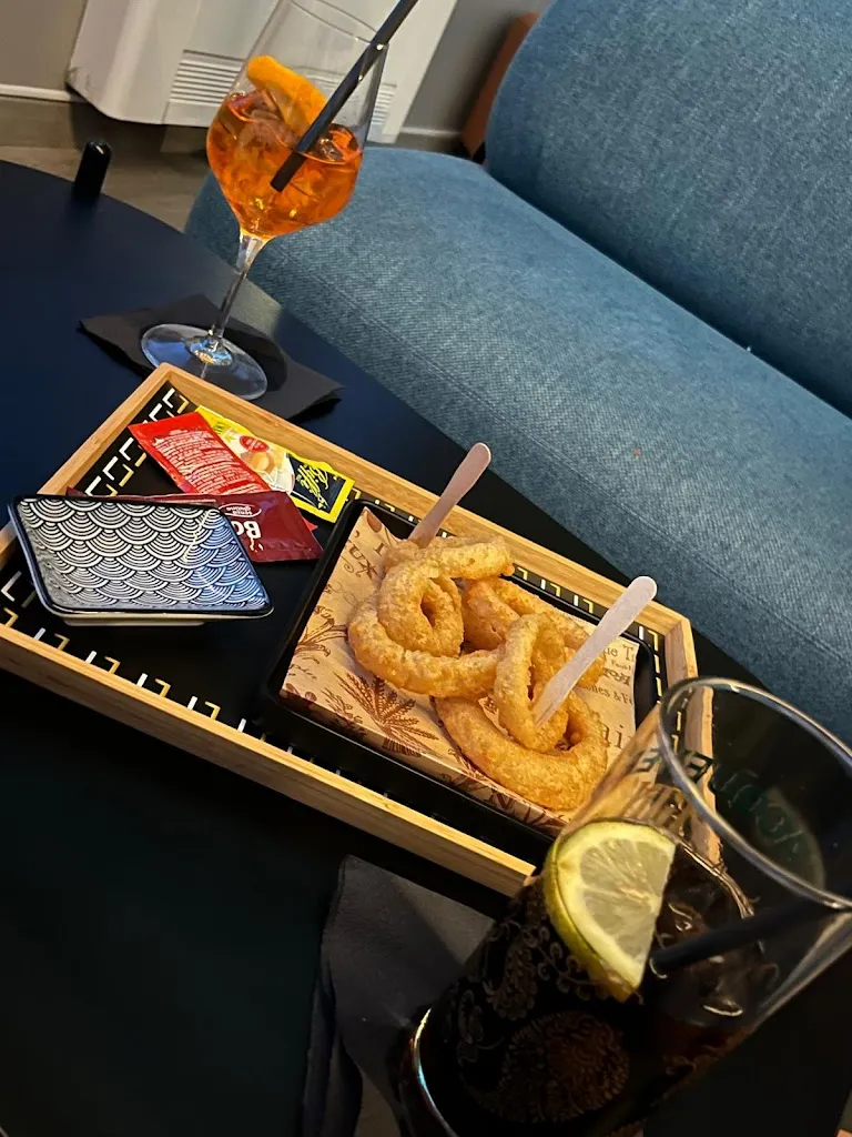 Eugenio Schiavoni_LALTROLATO - Cafè-food-wine-drink_Caggiano_review