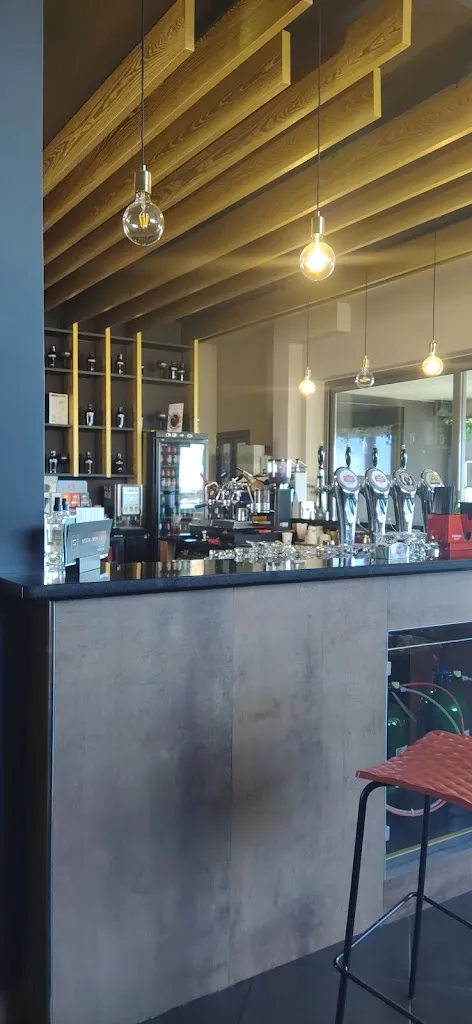 Antonio Luongo_LALTROLATO - Cafè-food-wine-drink_Caggiano_review