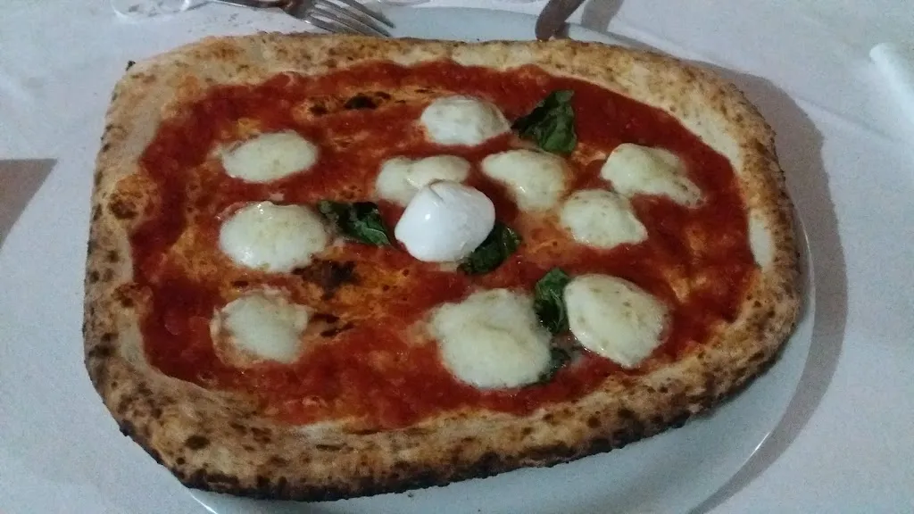 La Vetta Ristorante Pizzeria_Calvanico_slider_image_2