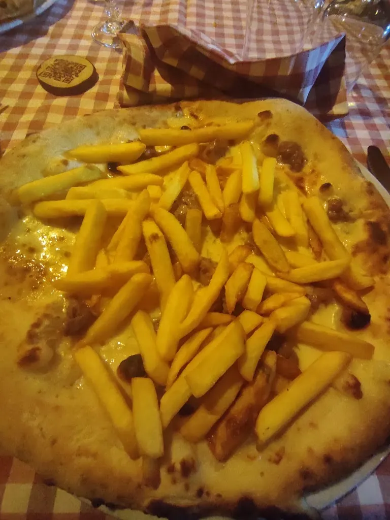 Michele Buscè_Ristorante pizzeria il Rifugio_Calvanico_review