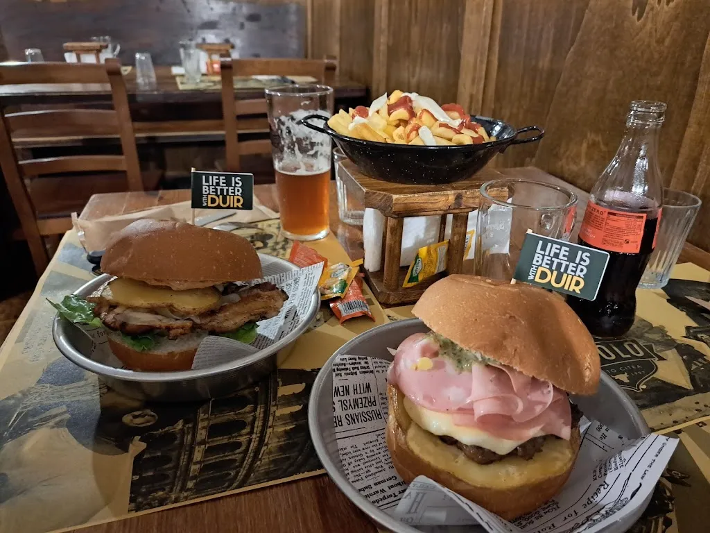 Luisa Rufolo_Duir Pub_Calabritto_review