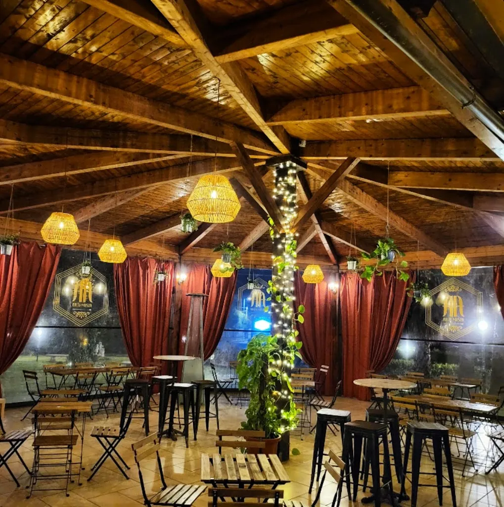 Artemisia food and drink_Caianello_slider_image_1