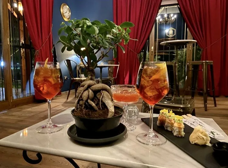 Artemisia food and drink_Caianello_slider_image_2