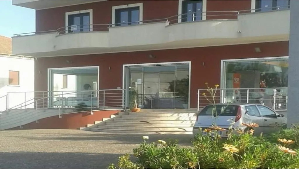 Roberto Presicci_Risto Pub Red Café_Caianello_review