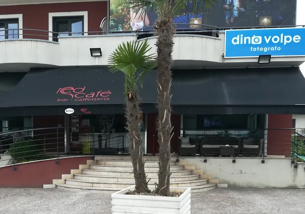 Risto Pub Red Café restaurant in Caianello