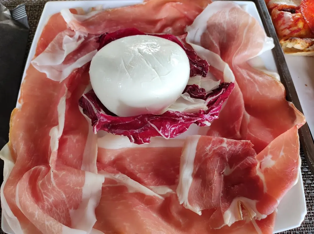 Menu_Golden Cafè_Caianello_image_1