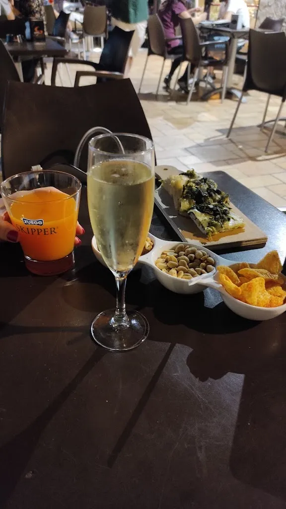 Menu_Golden Cafè_Caianello_image_5