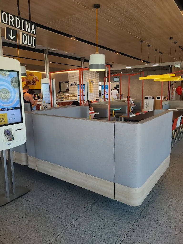 Peyman Ahmadi_McDonald's Caianello_Caianello_review