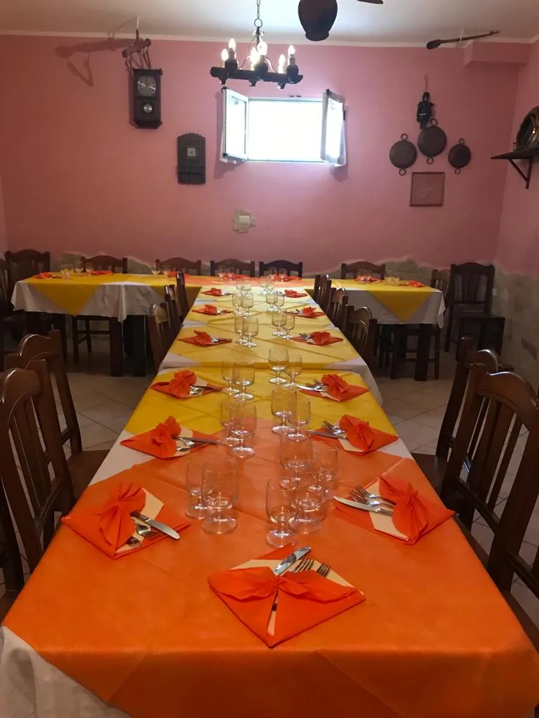 ¨Ai Falchi¨ Locanda Da Antonio E Sofia_Camigliano_slider_image_1