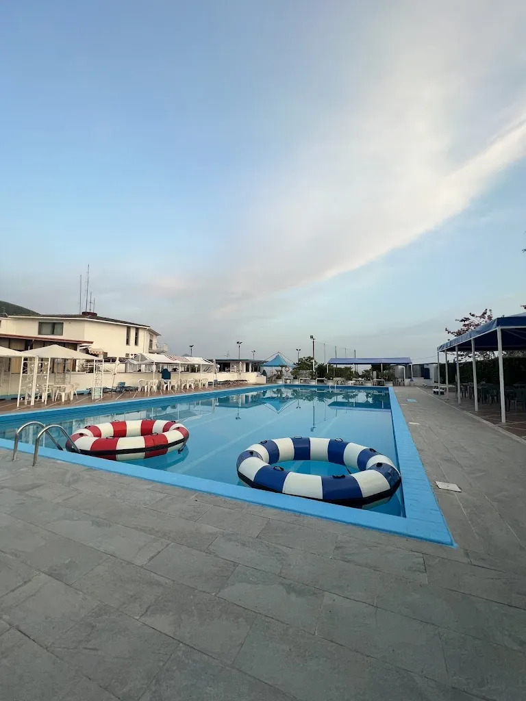 EMANUELA DEL PRETE_Ristorante - Pizzeria 