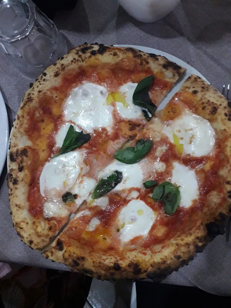 Menu_Sfizi di Pizza Restaurant di Mario Rossi e Abbadia Carla_Calvi Risorta_image_2