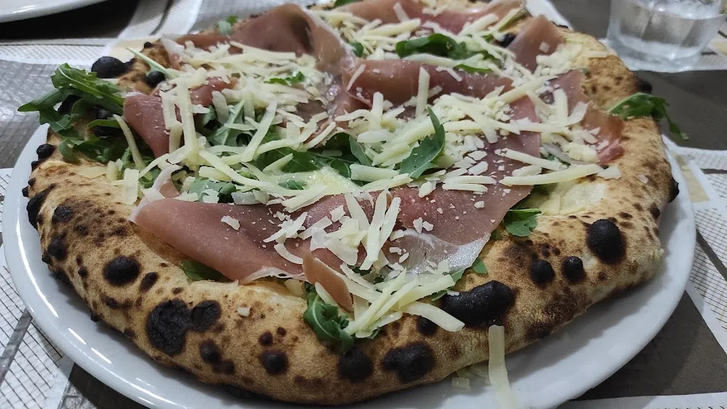 Menu_Sfizi di Pizza Restaurant di Mario Rossi e Abbadia Carla_Calvi Risorta_image_5