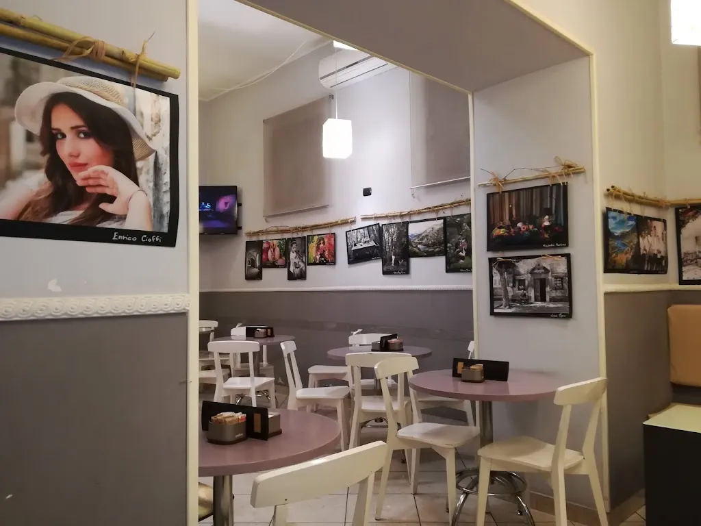Gran Caffè Via Roma Alfredo Di Perrotta restaurant in Calvi Risorta