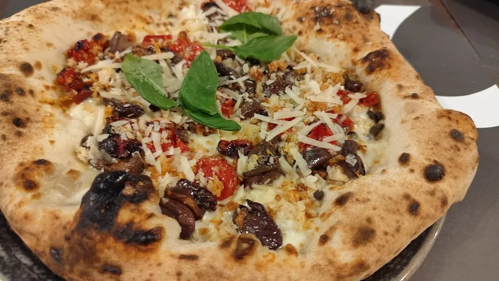 Olio & Basilico restaurant in Calvi Risorta