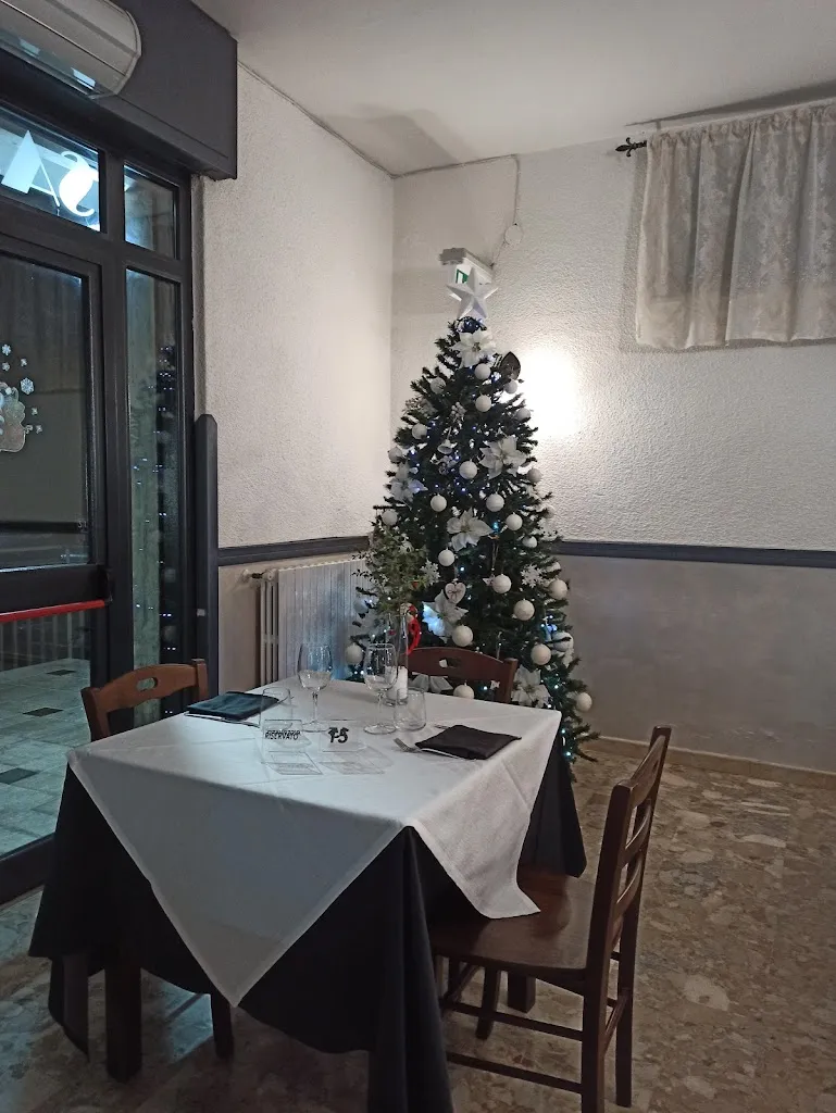 Ristorante Pizzeria Sajonara_Campoli del Monte Taburno_slider_image_1