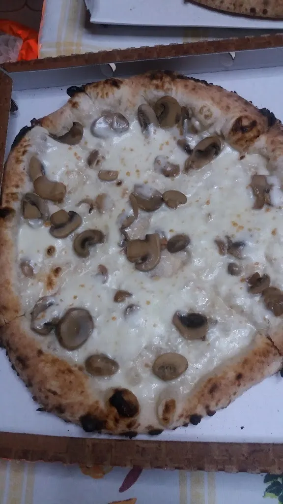 Menu_Pizzeria 'O Scugnizzo 2_Campoli del Monte Taburno_image_3