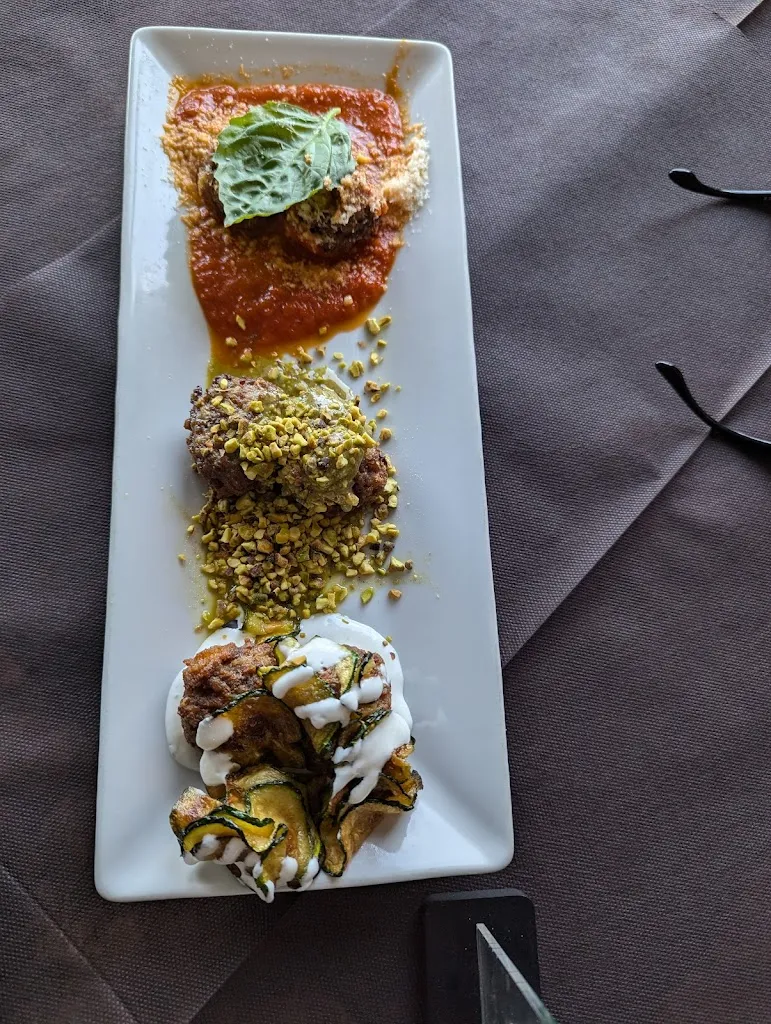 Andrea Caruso_Radici_Cancello-Arnone_review