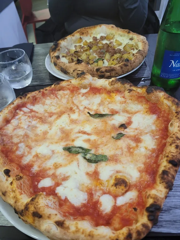 Raffaele Delizia_Napul'è_Cancello-Arnone_review