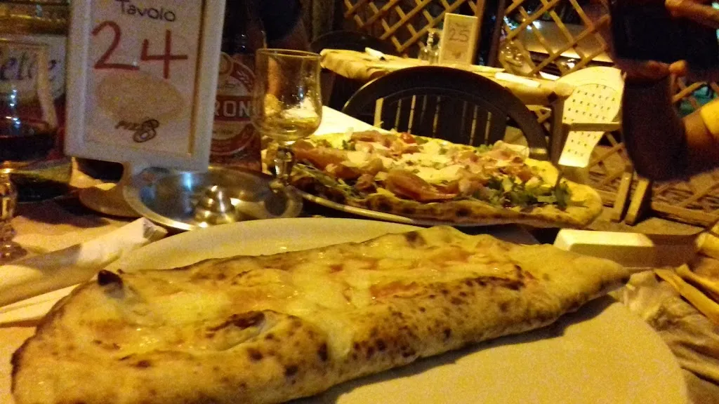 Deep Singh_Pizz8 by il Carrettiere: La pizza di Cancello ed Arnone dal 1990_Cancello-Arnone_review