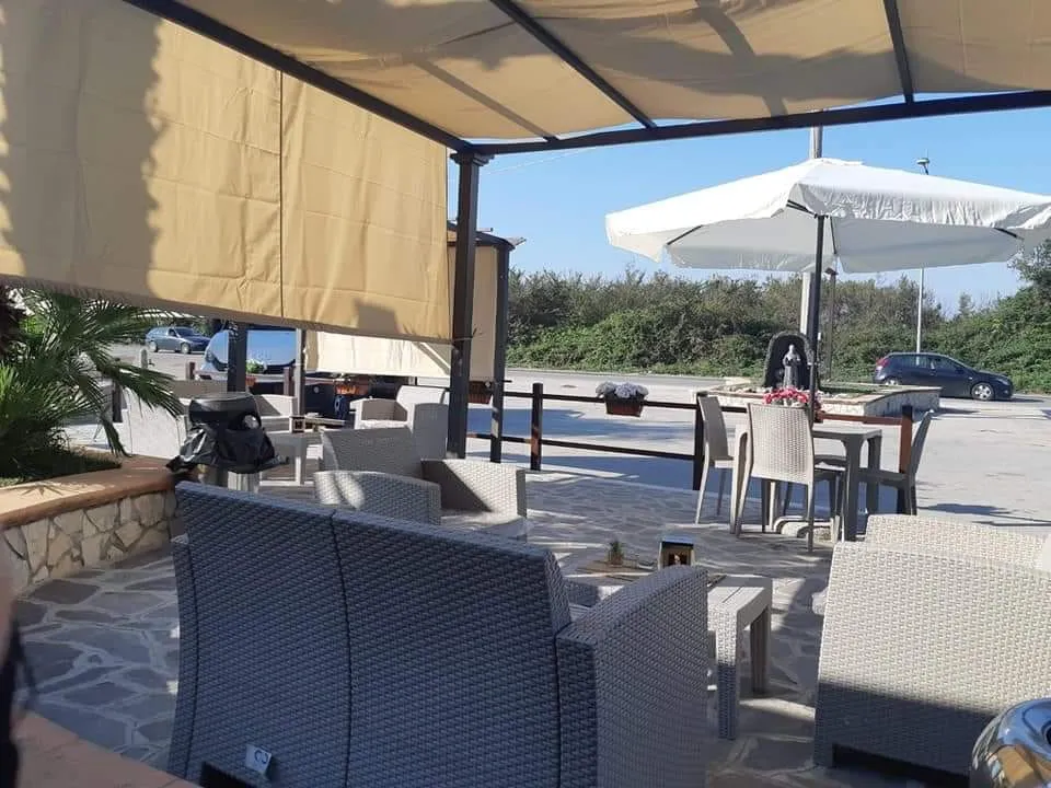 LA CANTINELLA ROSSA restaurant in Cancello-Arnone