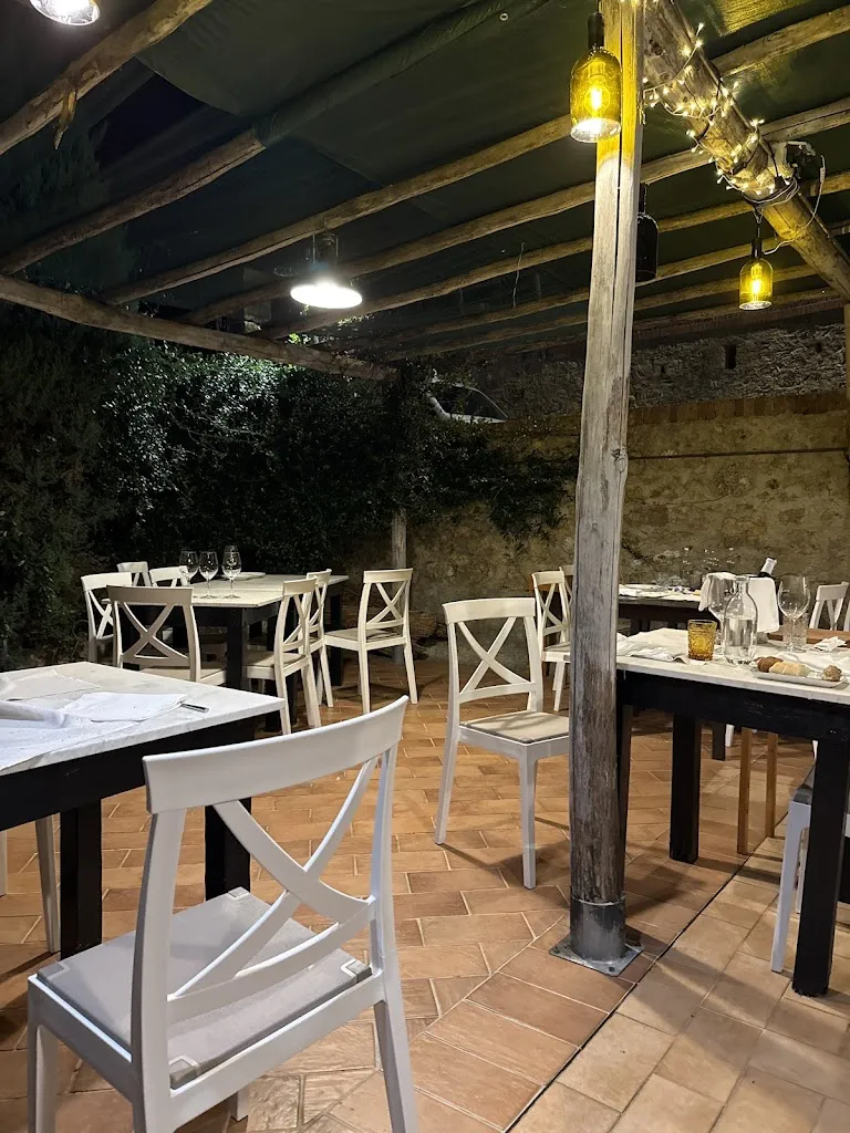 Ristorante L 'Osteria_Capezzano-Cologna_slider_image_2