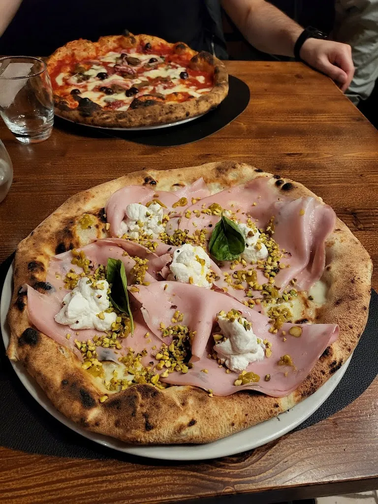 Menu_U' Chevalier Pizzeria & trattoria_Capezzano-Cologna_image_4