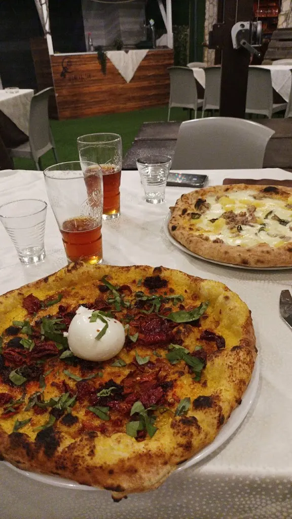 Menu_U' Chevalier Pizzeria & trattoria_Capezzano-Cologna_image_6