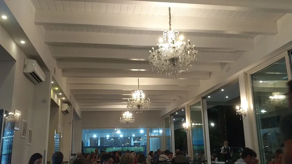 Antonio Di Matteo_Ristopescheria Marechiaro_Capaccio_reseña