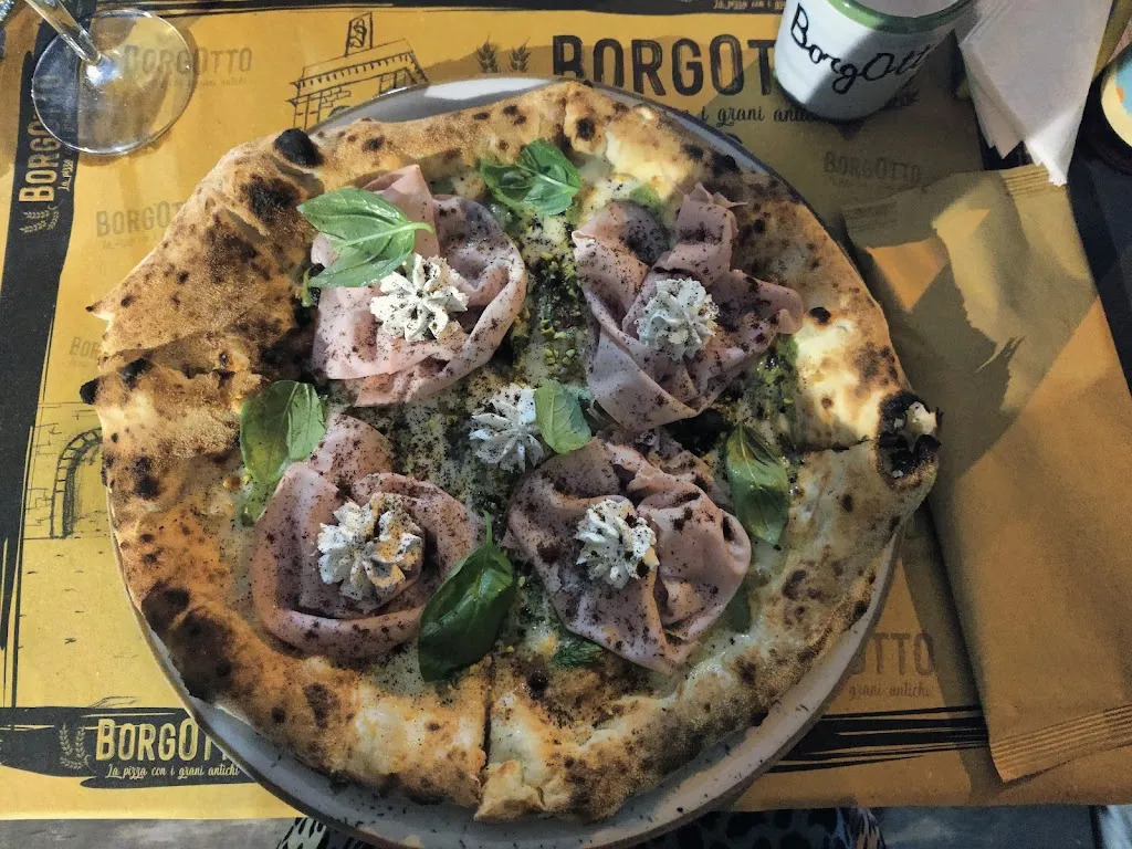 Antonin Parisse_BorgOtto - La pizza con i Grani Antichi_Capaccio_review