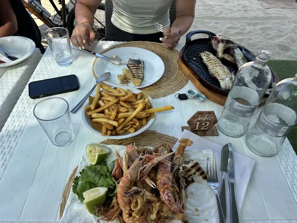 Ryan Sherratt_orizzonte beach Restaurant_Francavilla al Mare_review
