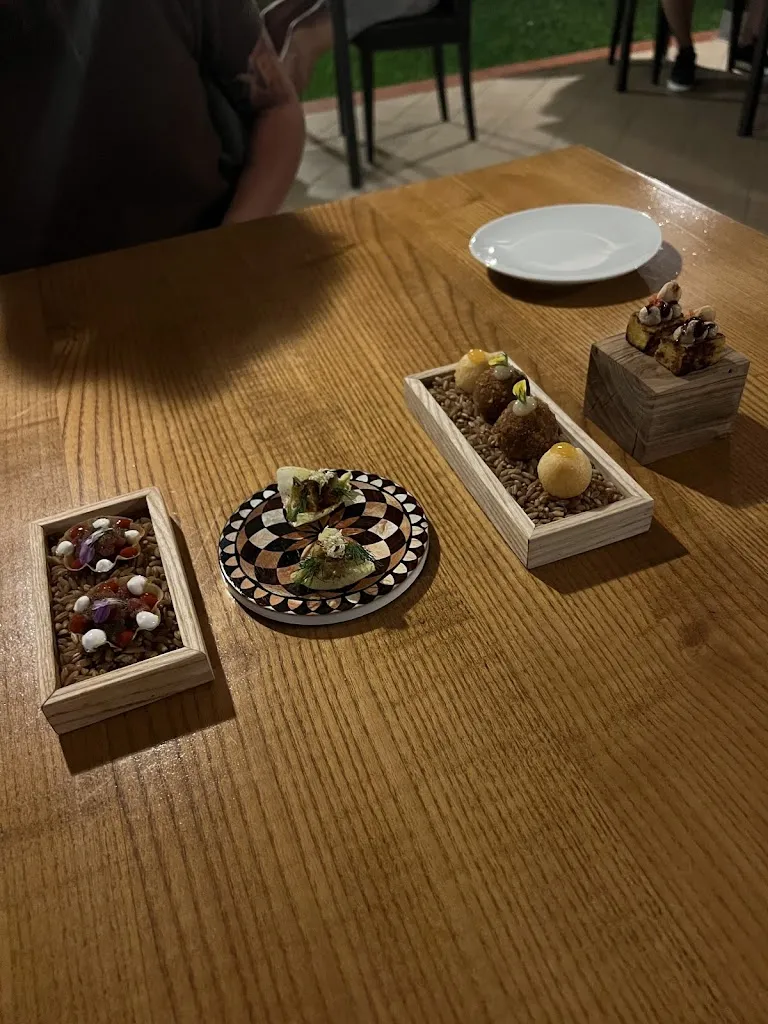 Marianna Corrado_Club Morera_Capaccio_review