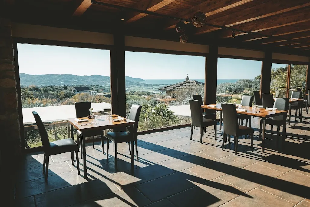 Club Morera_Capaccio_slider_image_1