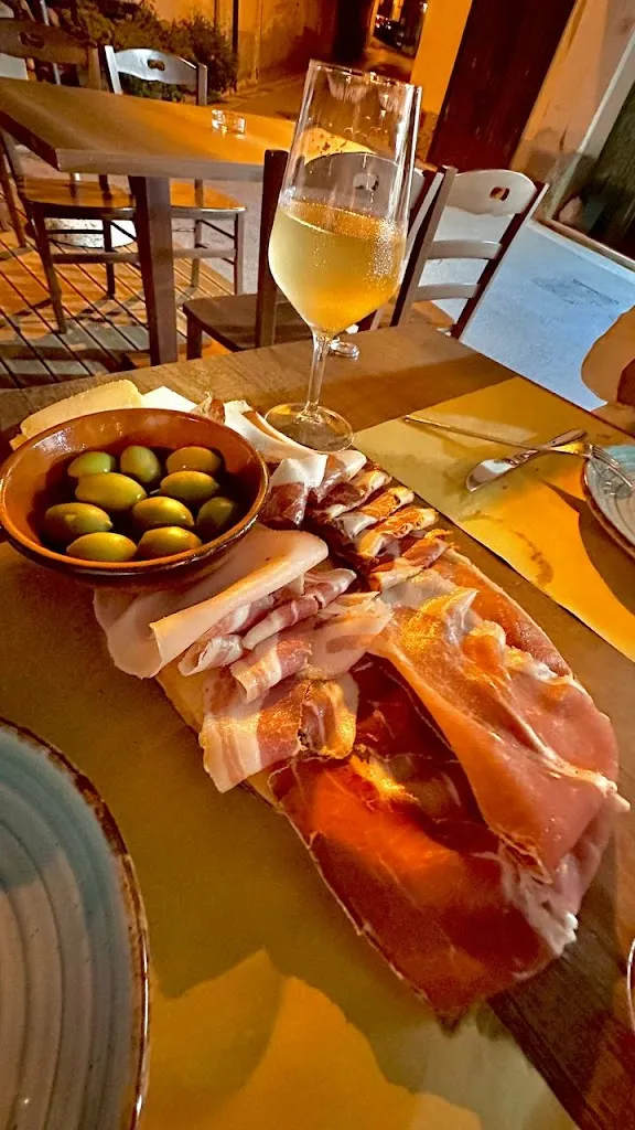 Menu_Calici & Taglieri - Vineria_Capaccio_image_7