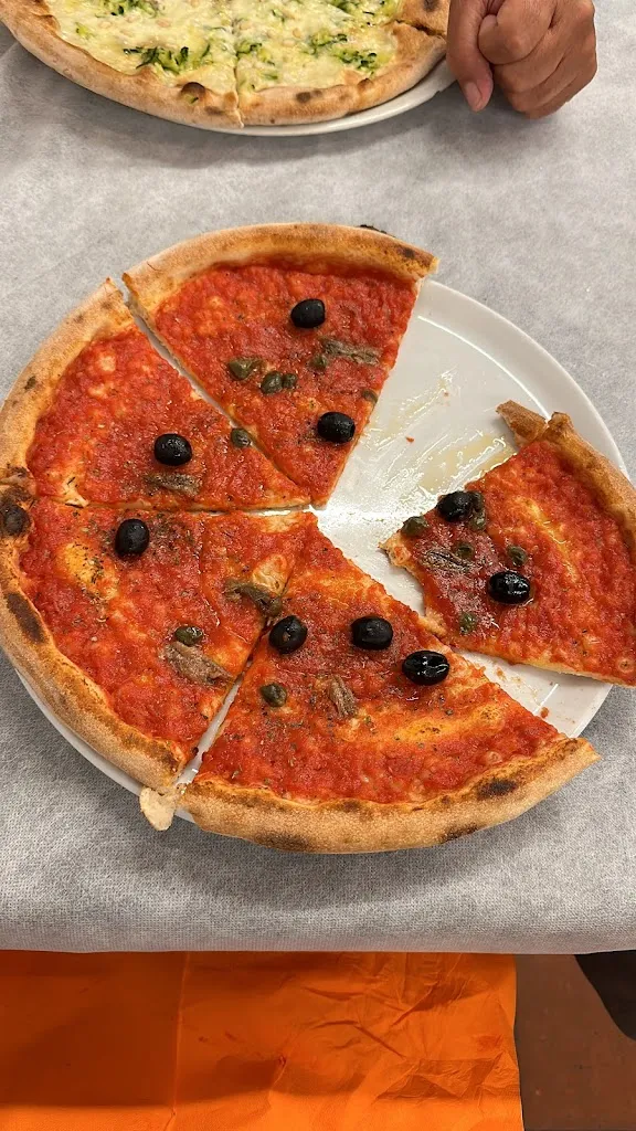 Sylvia Bath_Taverna degli Artisti RistoPizza - Capaccio Paestum_Capaccio_review