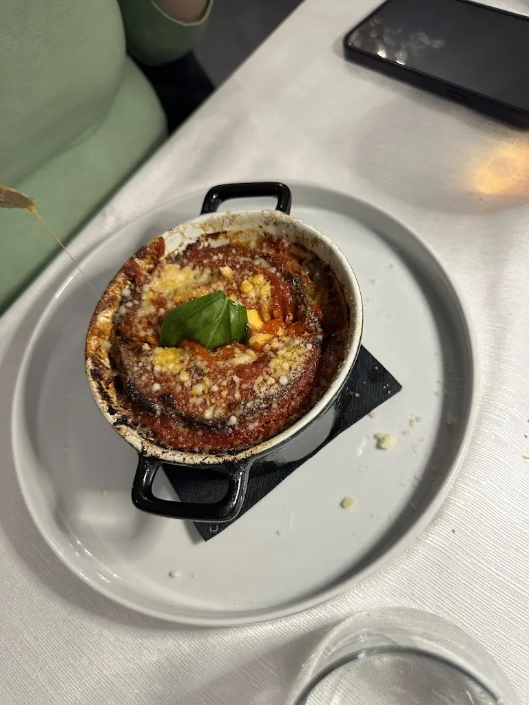 Mazhar Hameed_Bar Gelateria Artigianale LAURA_Capaccio_review