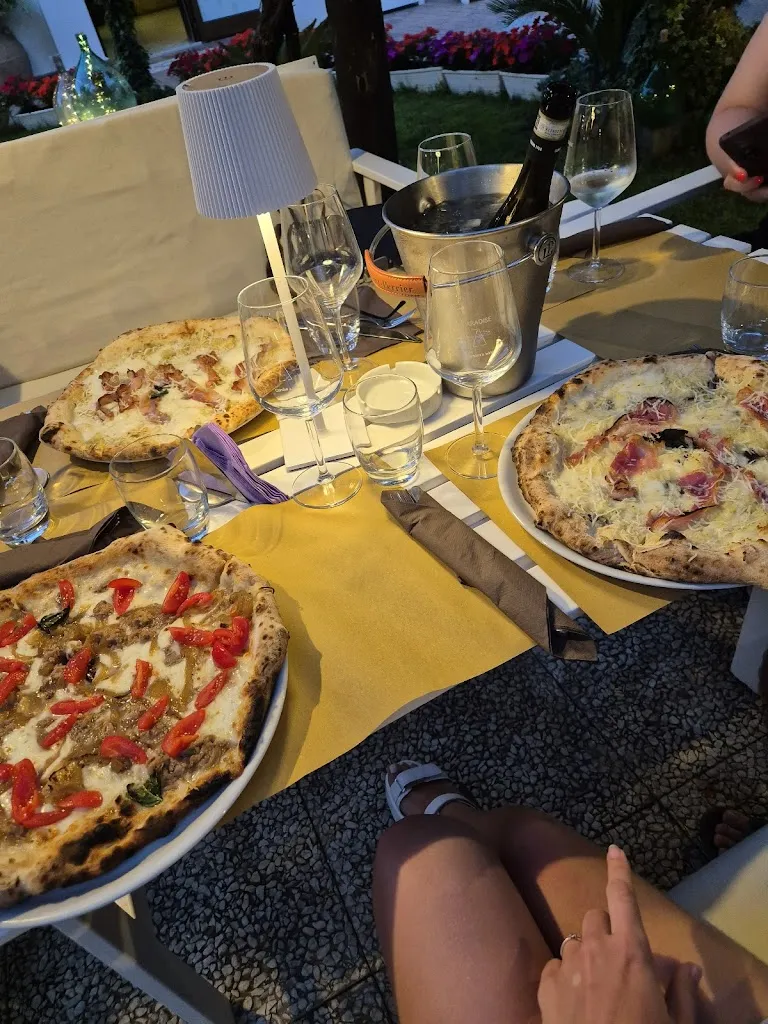 Екатерина Новицкая_Enoteca Paradise_Capaccio Scalo_review