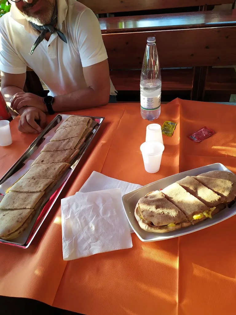 ornella garofalo_Panuozzo e Pizza da Tina_Capaccio Scalo_review