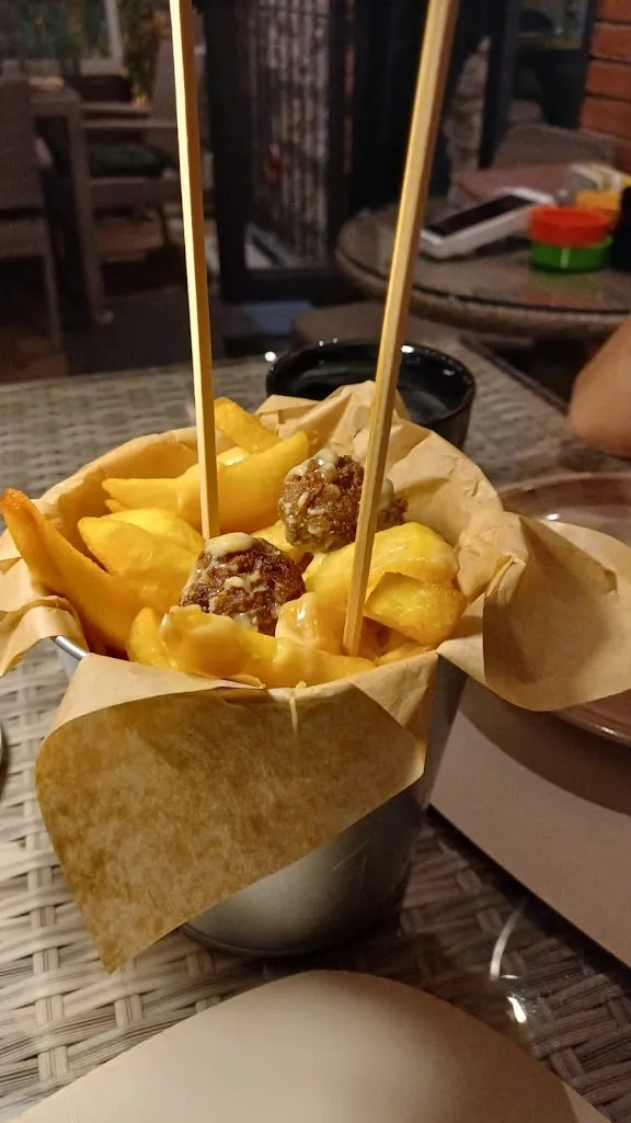 Iolanda Botarelli_Zymi Paestum_Capaccio Scalo_review