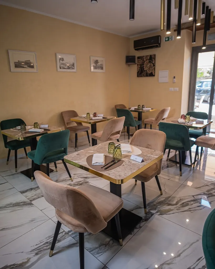 Zymi Paestum_Capaccio Scalo_slider_image_1