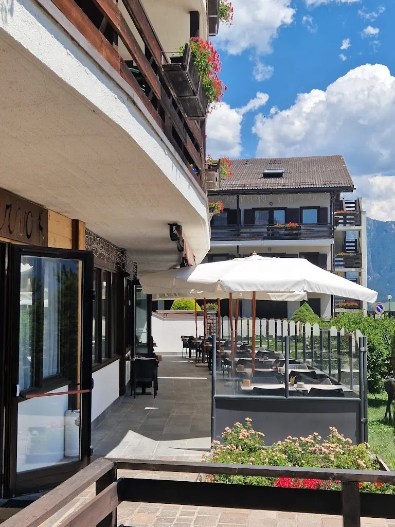 Ristorante Cervo_Carano_slider_image_3