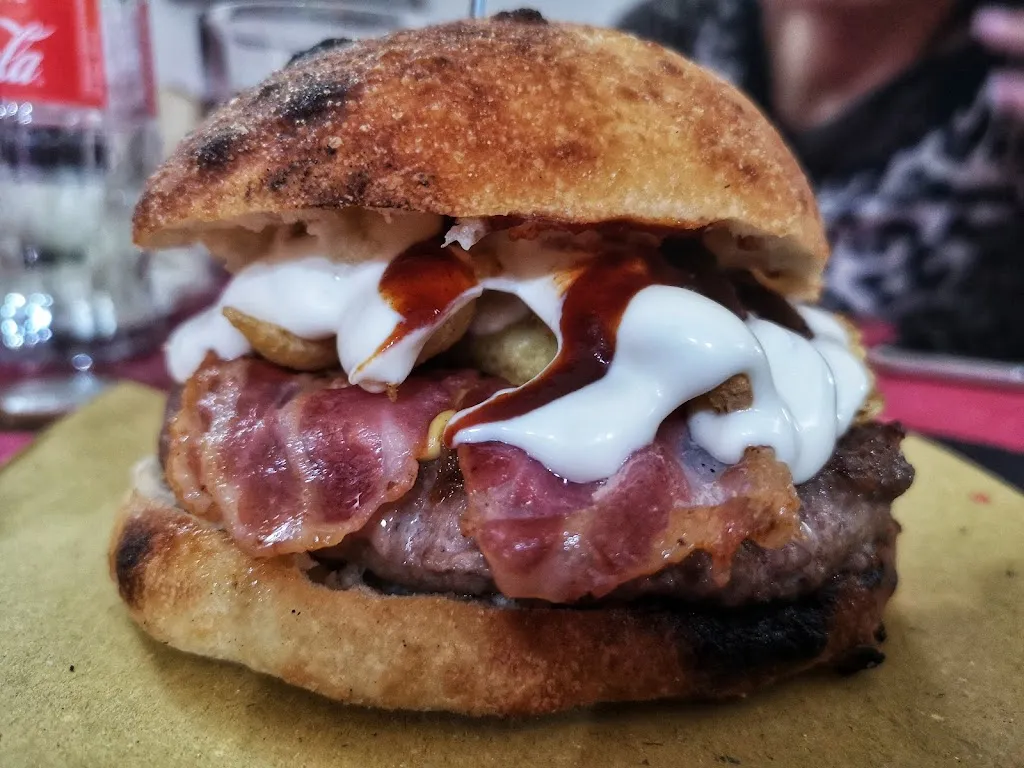 Raffaele Squarcio_Al Solito Posto_Carife_recensione