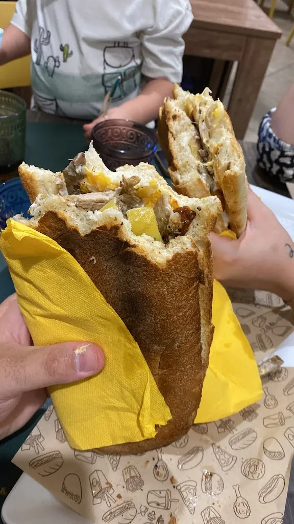 Menu_Mordimi - Burger&Co_Capua_image_6