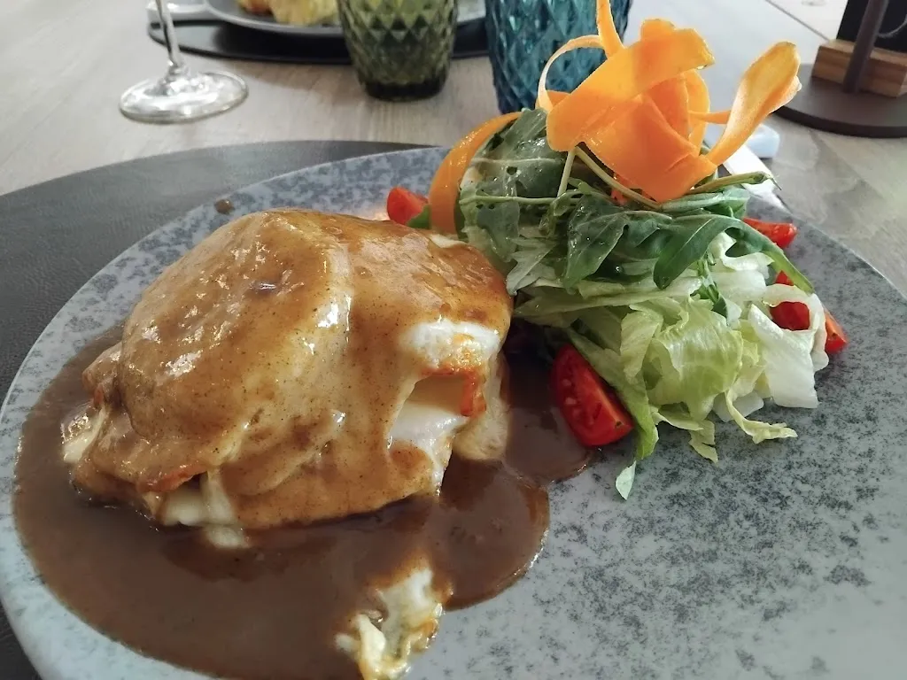 Dario Teo_Hosté_Capua_review