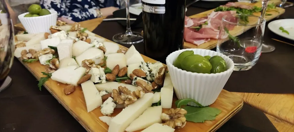 Menu_2.3 Wine Bar_Capua_image_5