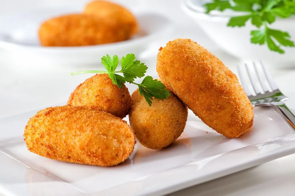 2.3 Wine Bar_Capua_slider_image_2